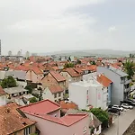 Casa De Dinca, 2 Bedroom, 6 Person, Free Parking Zone